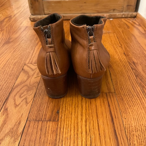 Toms Ankle Boots - Picture 2 of 3